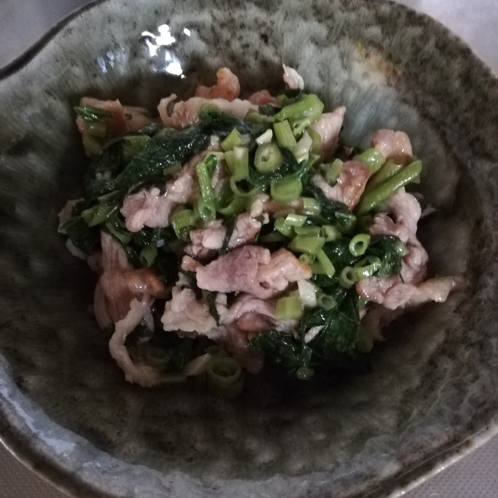 豚肉と空芯菜のにんにく炒め